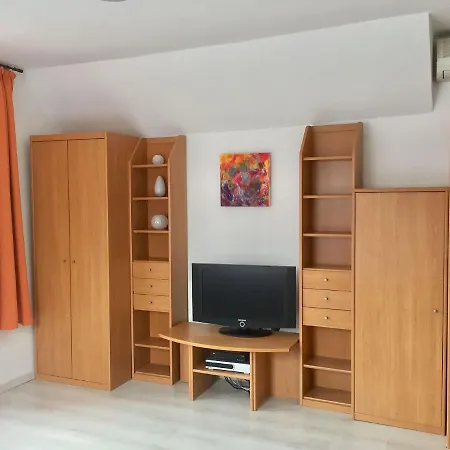 Apartament Flair Apartmanhaz *