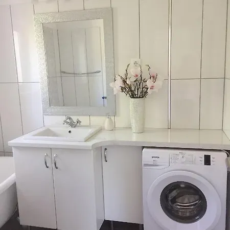 Apartament Flair Apartmanhaz *