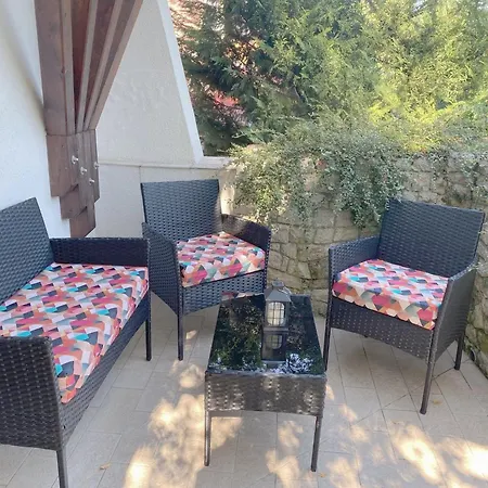 Flair Apartmanhaz Apartament Eger