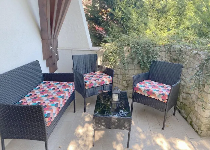Flair Apartmanhaz Apartament Eger