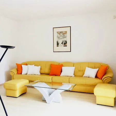 Apartment Flair Apartmanhaz